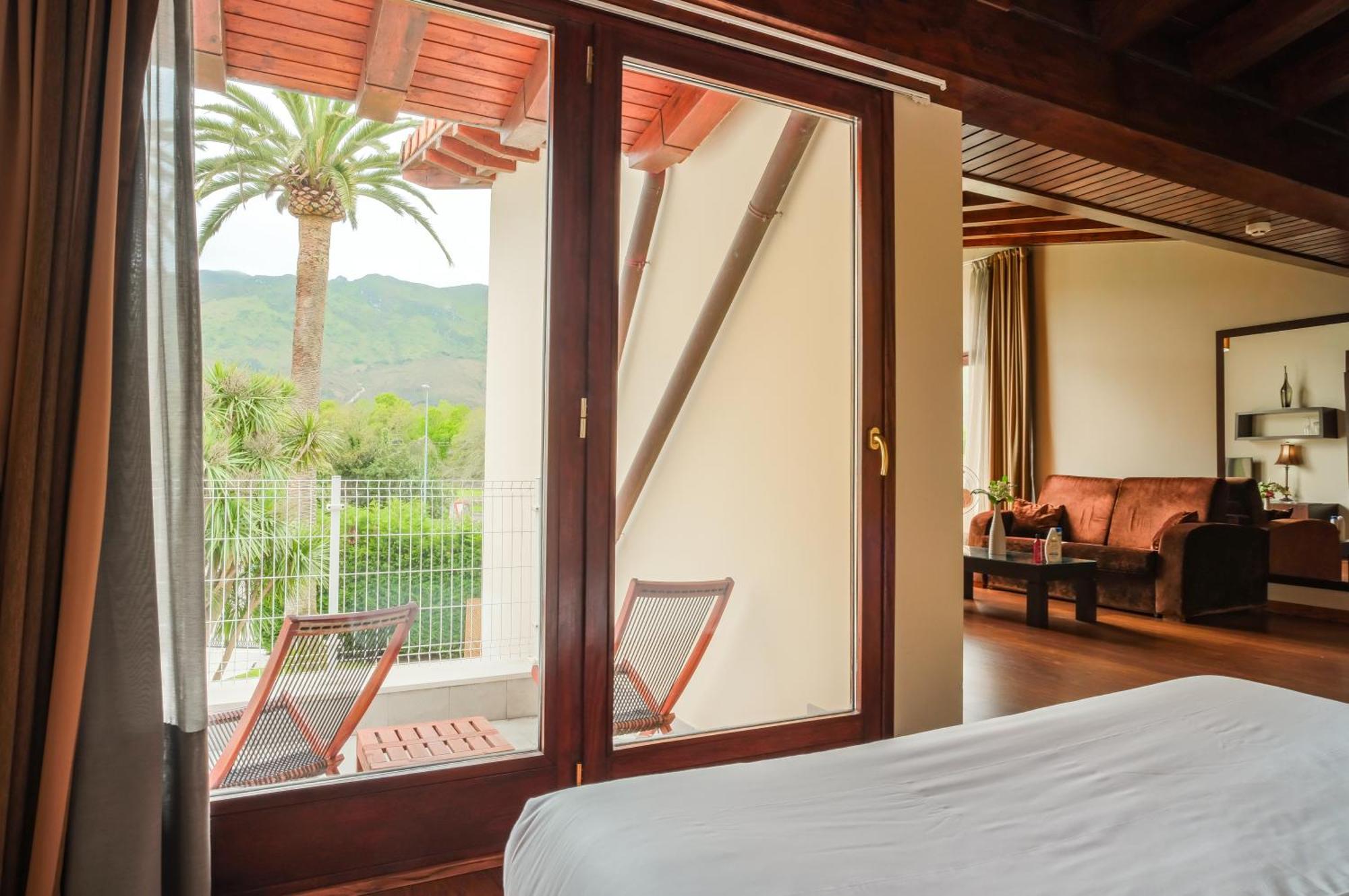 Indiana Boutique Hotel 4*