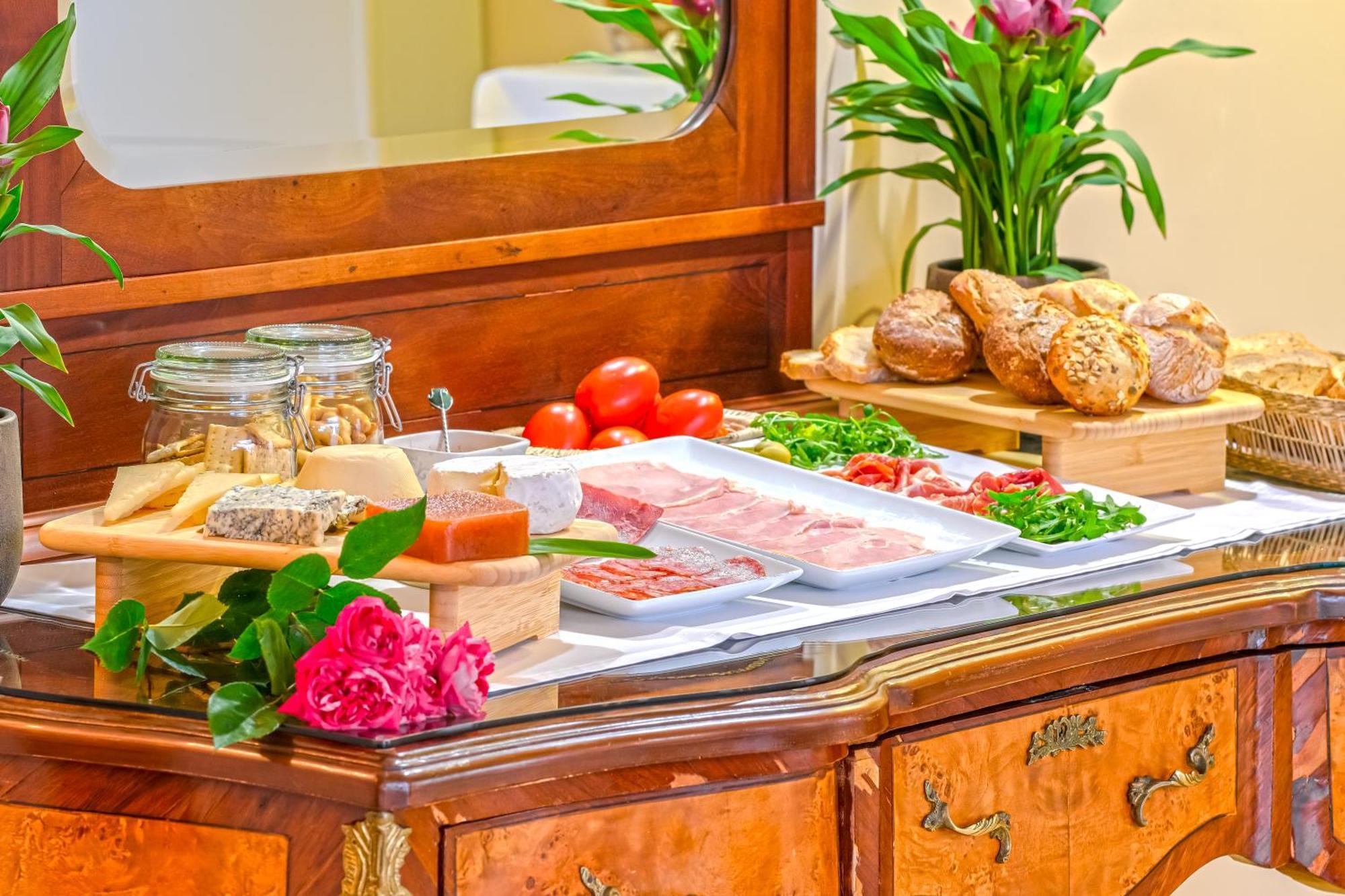 Hotel Indiana Boutique 4*
